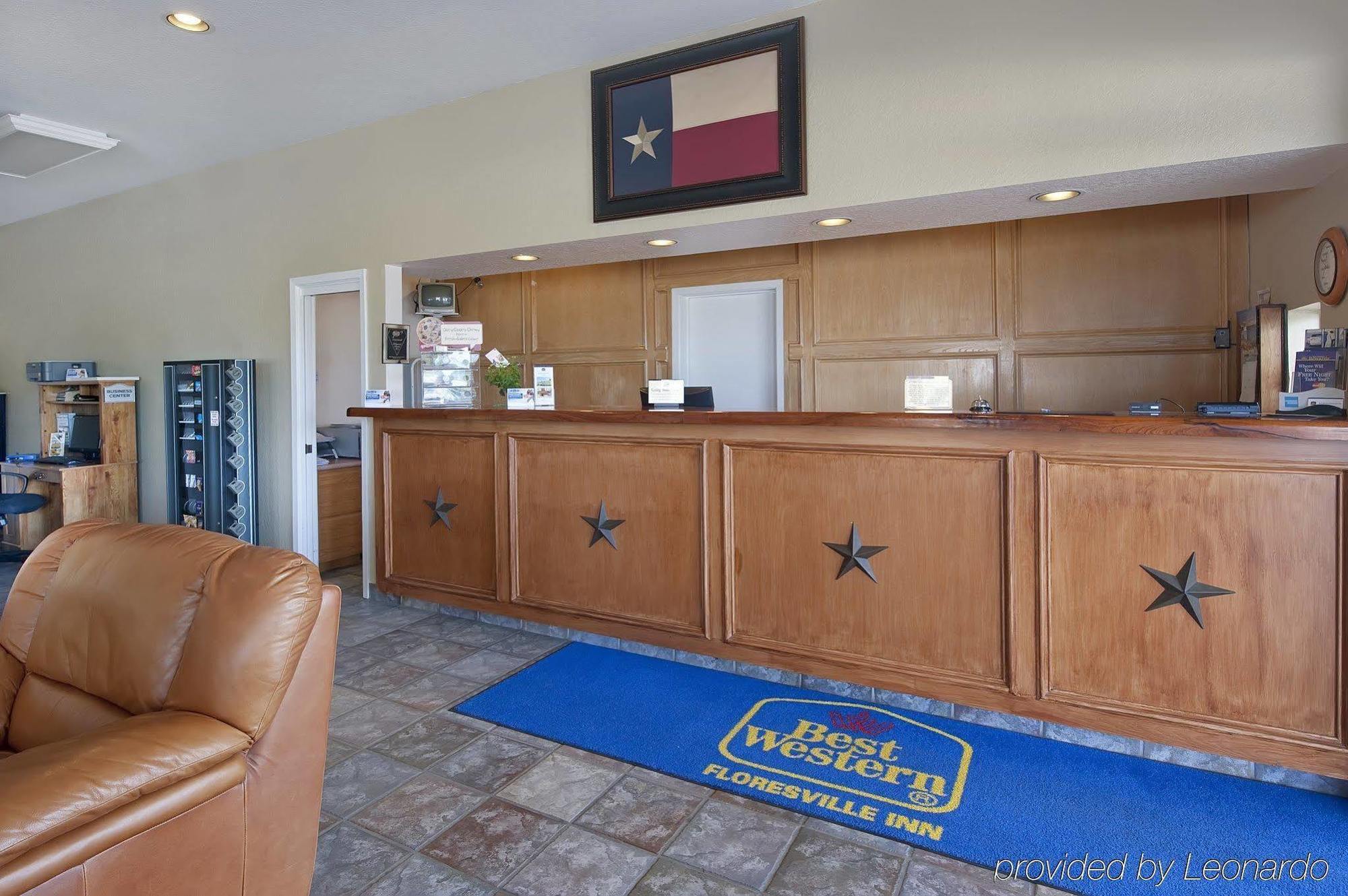 Surestay Hotel By Best Western Floresville Interno foto