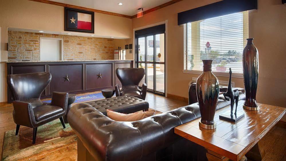 Surestay Hotel By Best Western Floresville Esterno foto